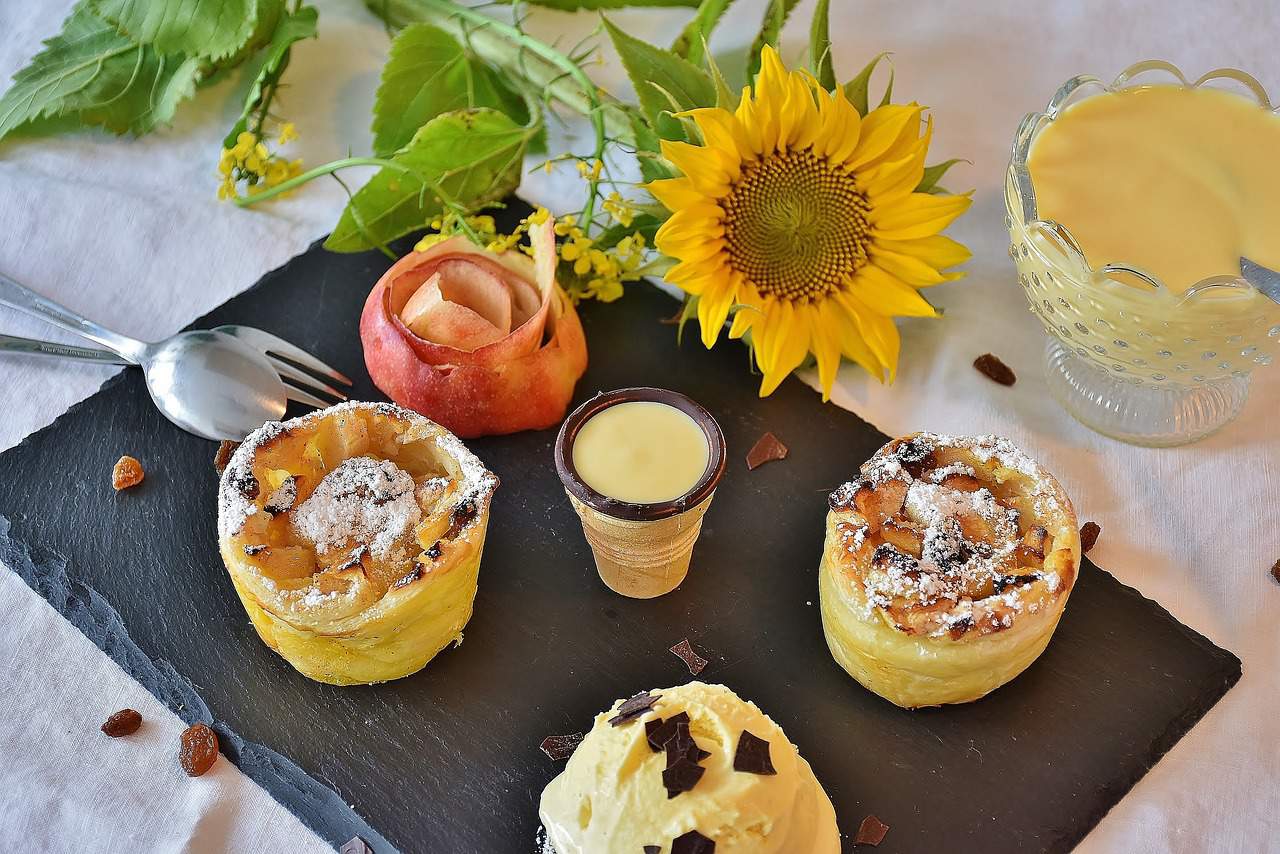Read more about the article Vanillesauce – die Königin der Dessertsaucen